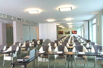 holiday inn konferencni prostor